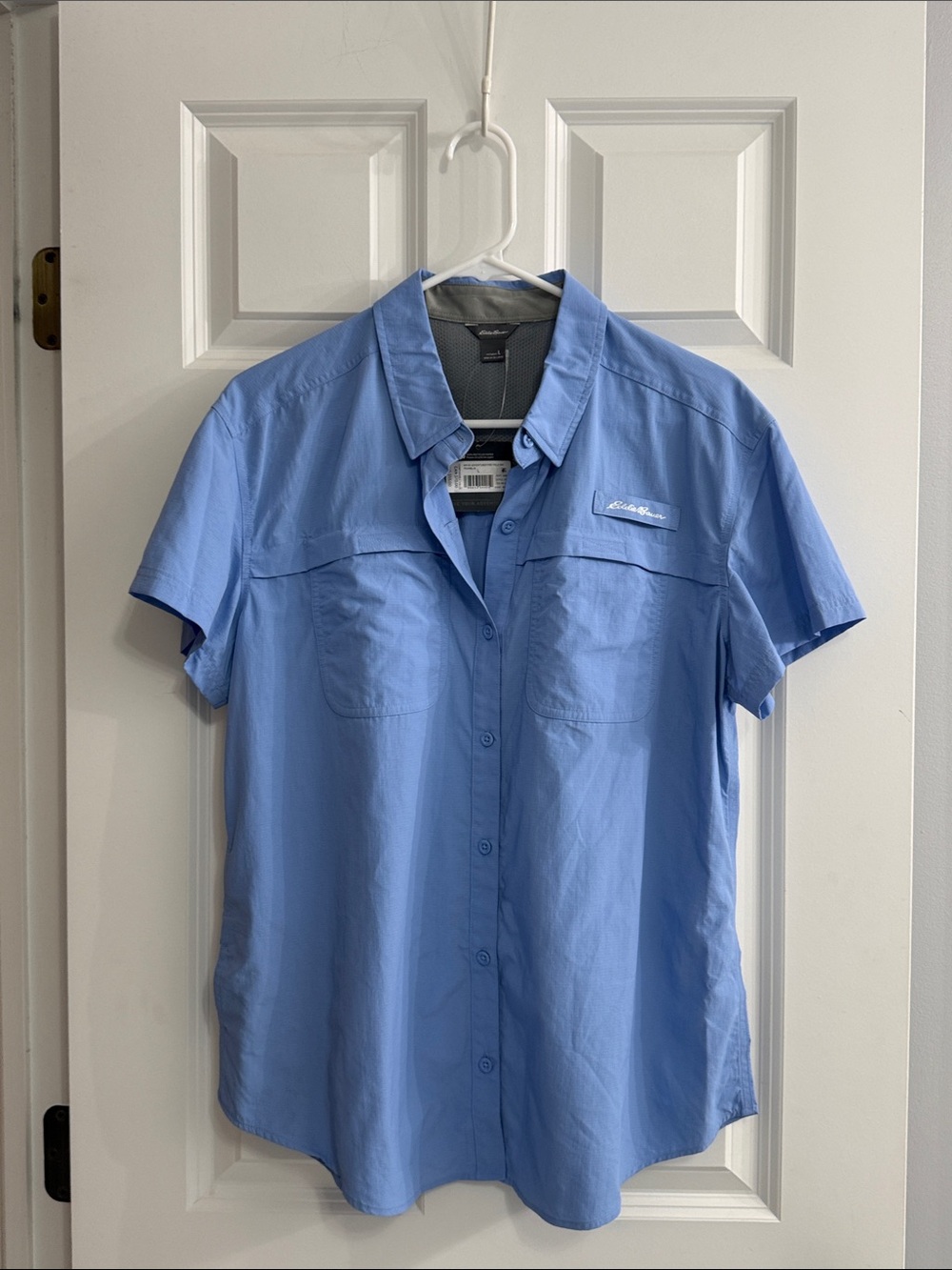 Eddie Bauer Light Blue Short-Sleeve Button-Down Shirt NWT